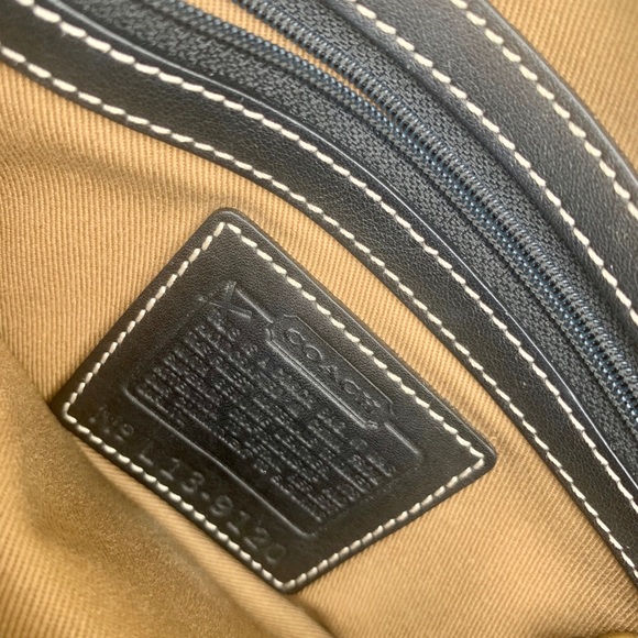 Coach mini bag with gold hardware! - Picture 5 of 7